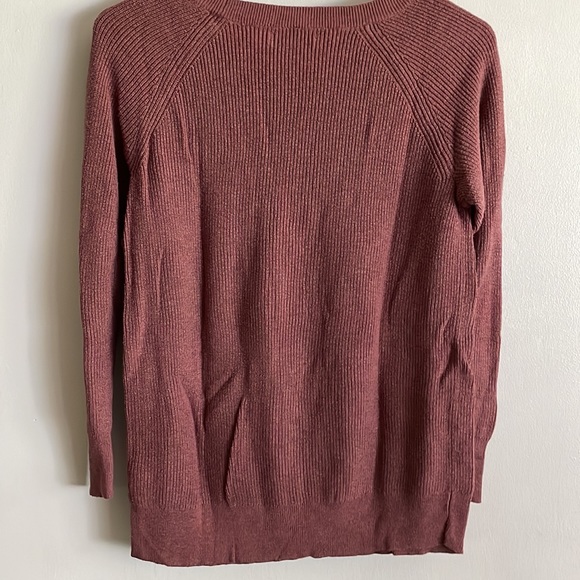 American Eagle outfitters Sweater Size Medium - Picture 2 of 6